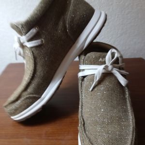 Ariats boots brand new size 11 fits like a 10